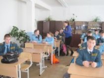 Открытый урок патриотического воспитания с учащимися (кадетами) 9-го класса 38 школы г. Каменска-Уральского
